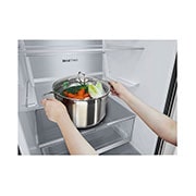 LG 384L Tall Fridge Freezer Matte Black Total No Frost, GBB72MCVBN