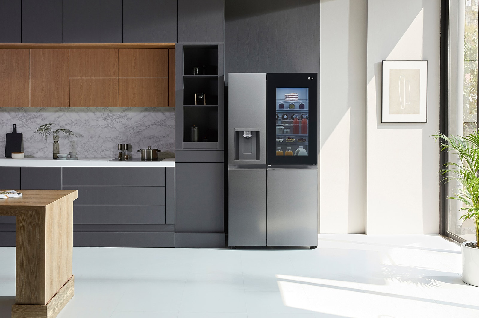 LG 635L InstaView? American Style Fridge Freezer Stainless Steel Total No Frost, GSXV91BSAE