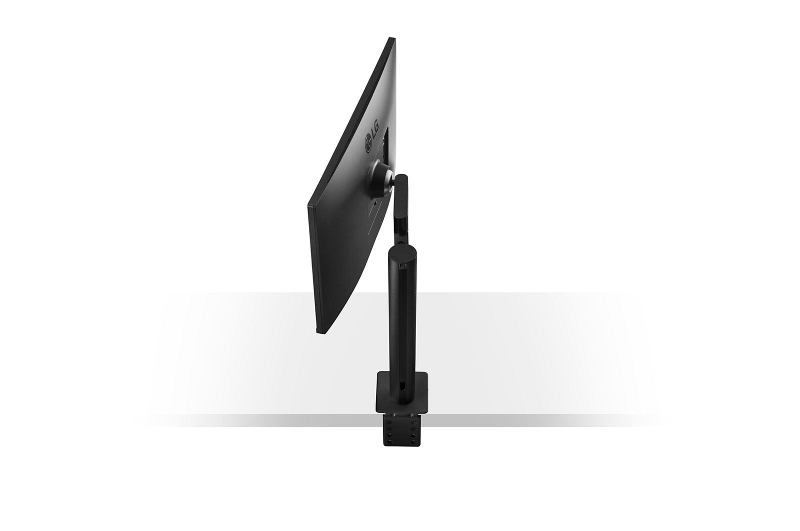 LG 27" QHD Ergo IPS Monitor with USB Type-C?, 27QN880-B