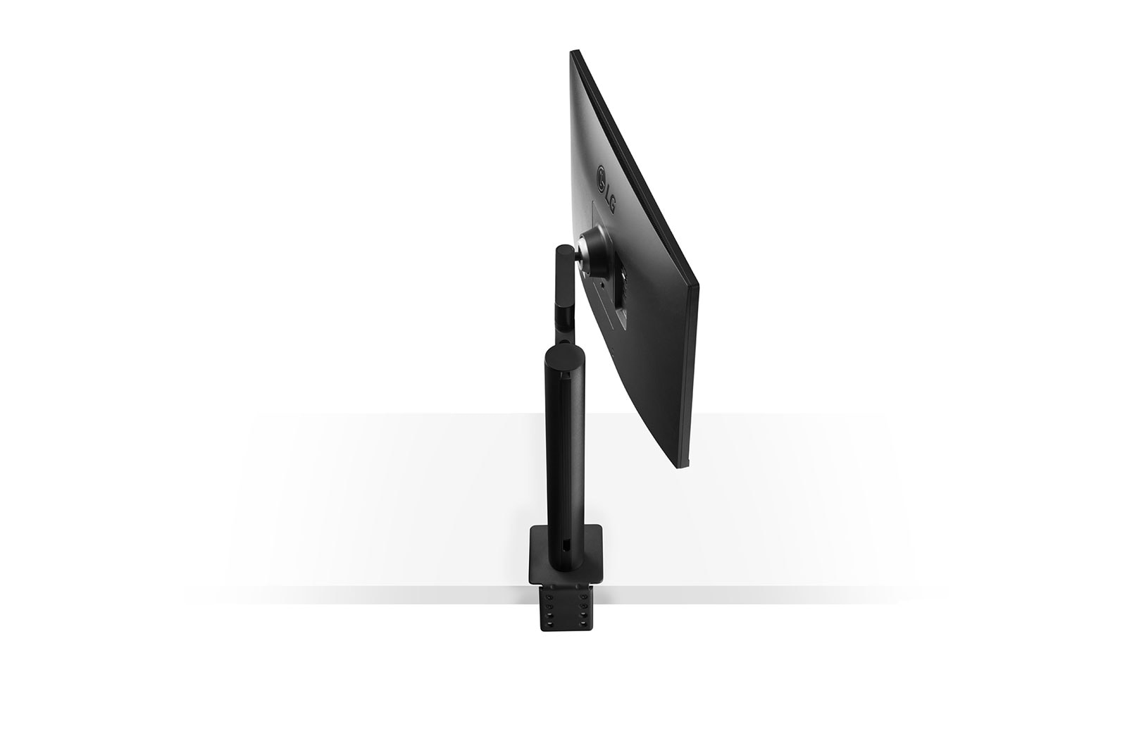 LG 27" QHD Ergo IPS Monitor with USB Type-C?, 27QN880-B