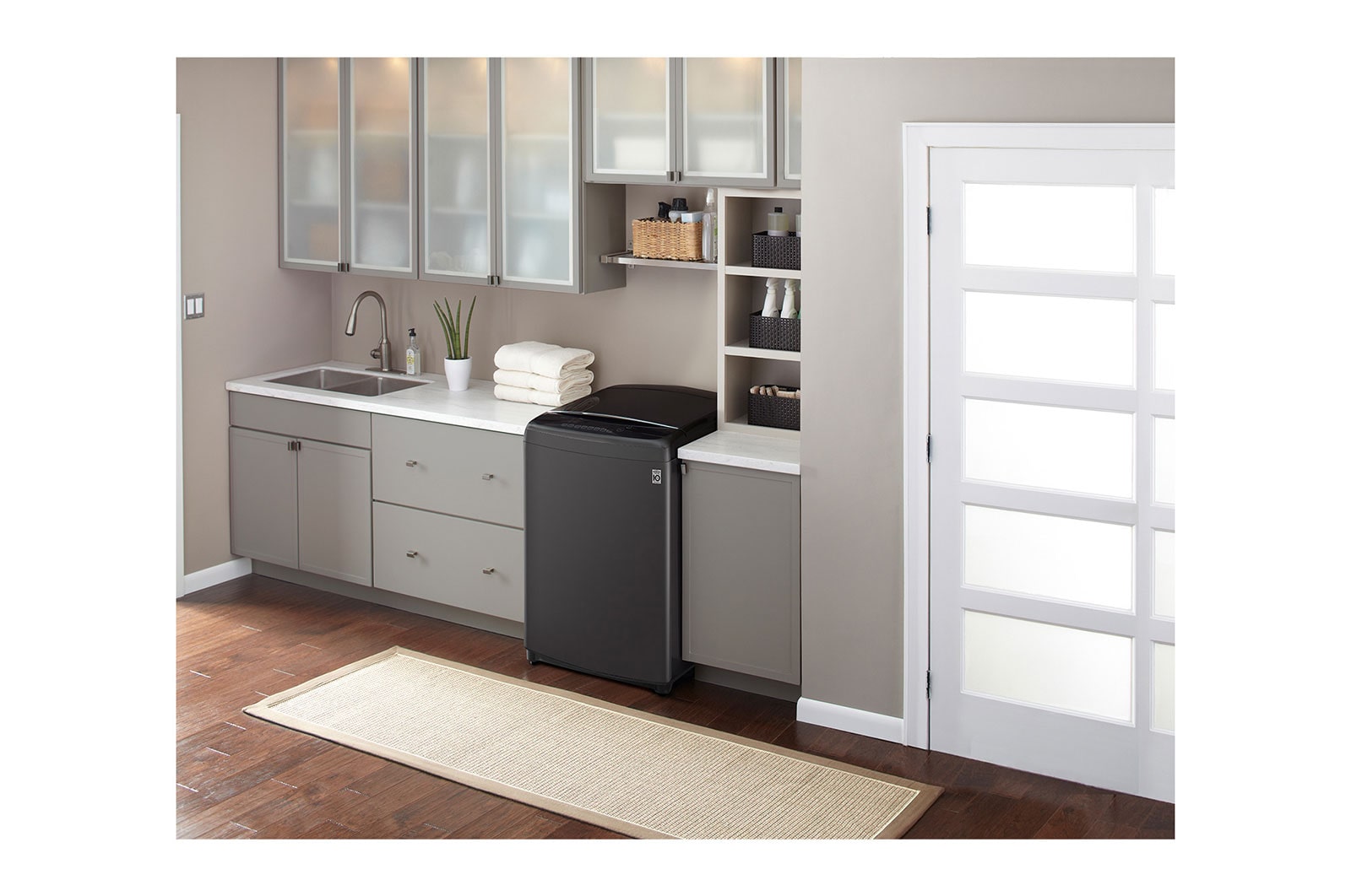 LG 18kg Top Loader with Smart Inverter in Black Finish, T1866NEHT2