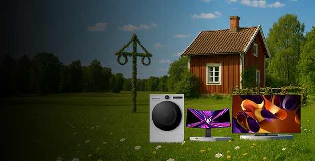 Bild av en traditionell svensk midsommarscen utomhus, r?tt hus med en traditionell midsommarst?ng p? en gr?s?ng – en vit tv?ttmaskin, en bildsk?rm och en OLED-TV finns med.