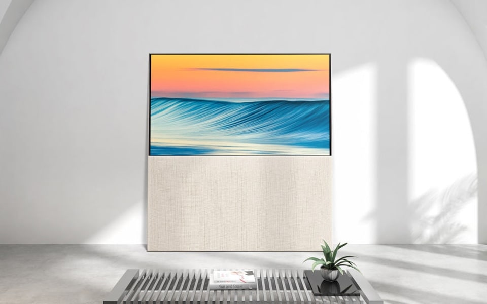 Nástěnný televizor LG OLED evo Gallery Edition.