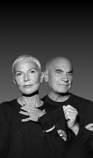 Schwarz-Wei?-Bild von Massimiliano und Doriana Fuksas.