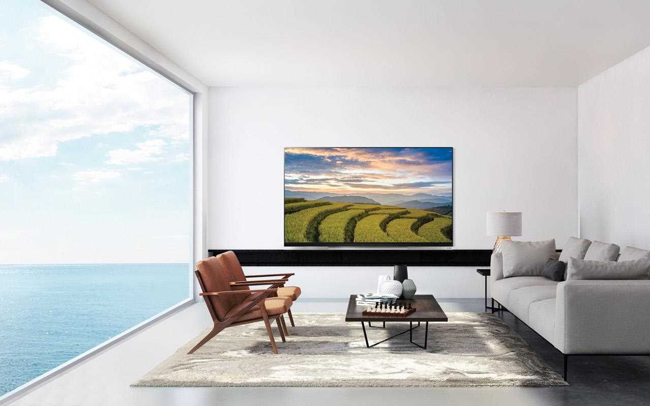 ar_ee-oled-2019-features.jpg