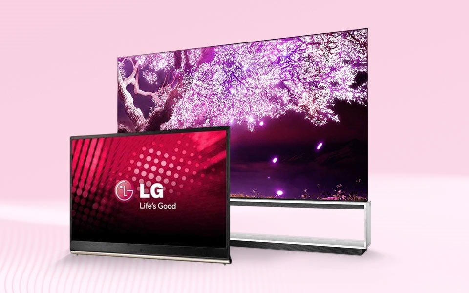 LG rullitav OLED-televiisor moodsas elutoas.