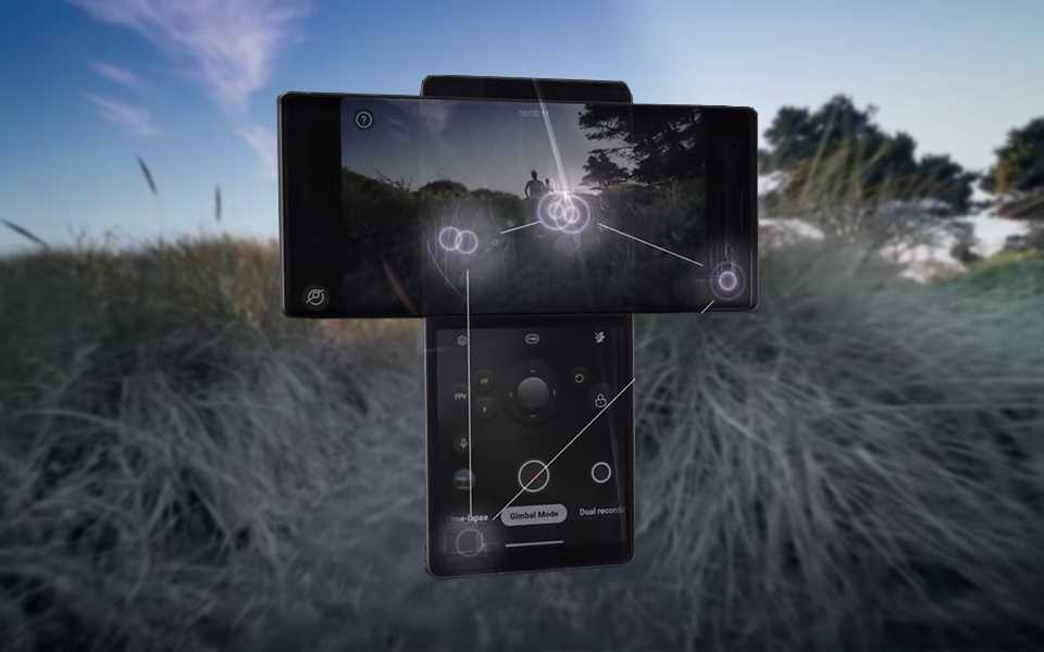 An illustration of the LG WING in nature, highlighting the features of the gimbal motion camera