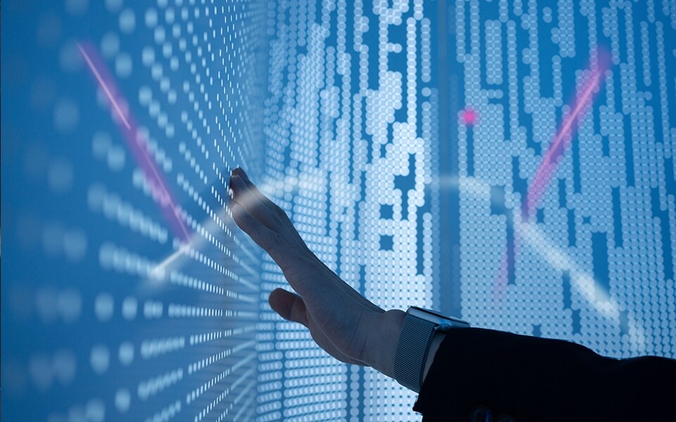 Una mano misteriosa controla los macrodatos