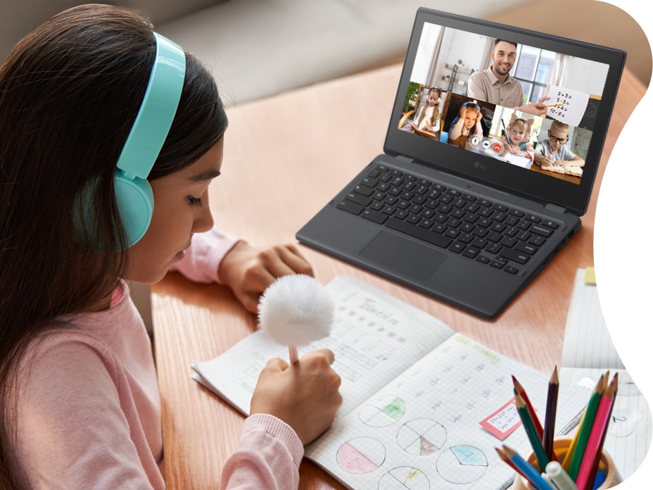 A student is taking her class using LG Chromebook. LG Chromebook aids the classroom by making it more engaging, thanks to its 360-degree reversible hinge and built-in webcam.