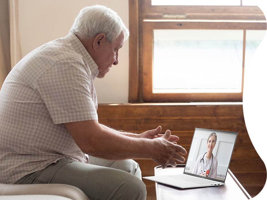 LG gram14 is a compact, ultra-light laptop with a weight of 990g and has a large screen which is convenient for remote treatment via HD webcam.