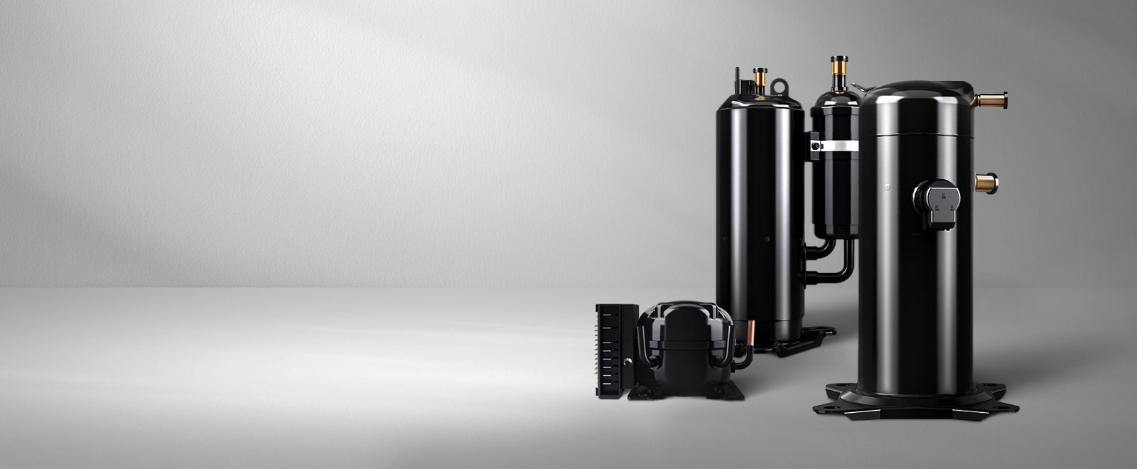 Reciprocating Compressor, Rotary Compressor, and Scroll Compressor from LG are lined up in a row.