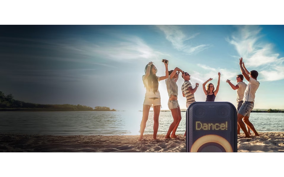AV-Summer Holidays (2).png