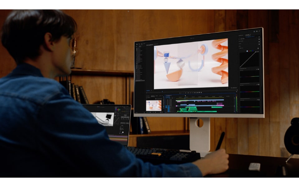 CES24-smart monitor (4).png
