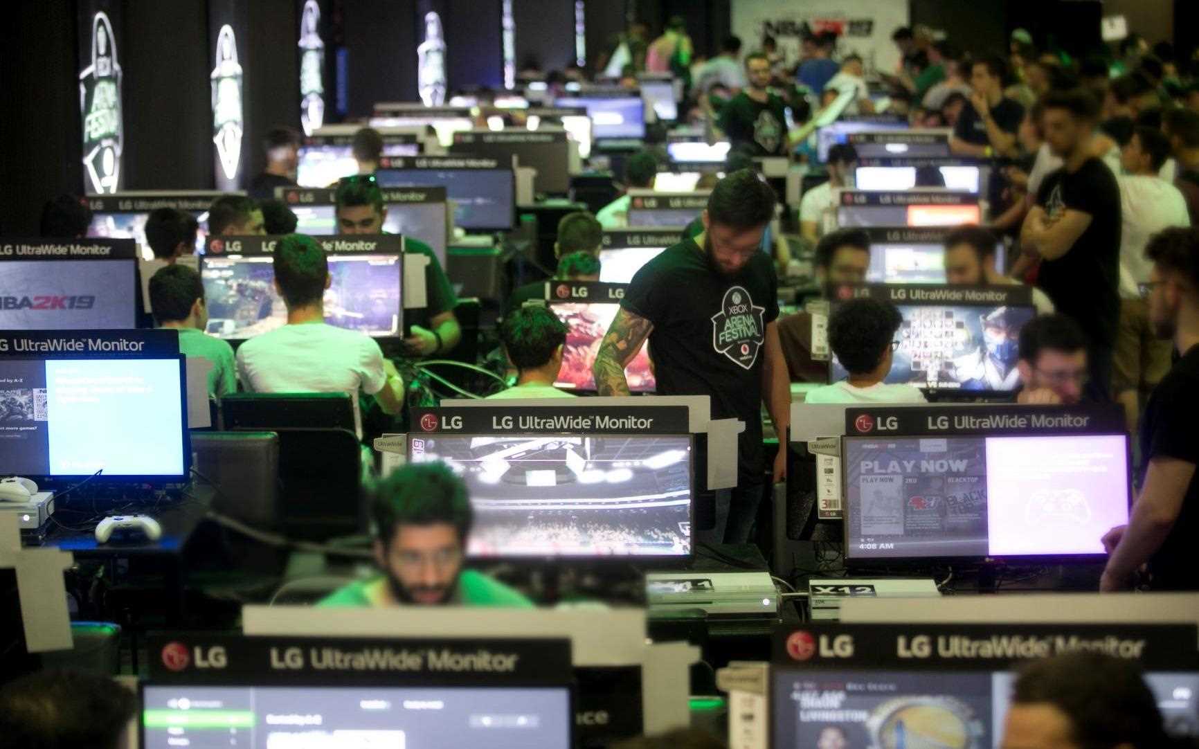 LG Gaming station @ Xbox Arena Festival.jpg
