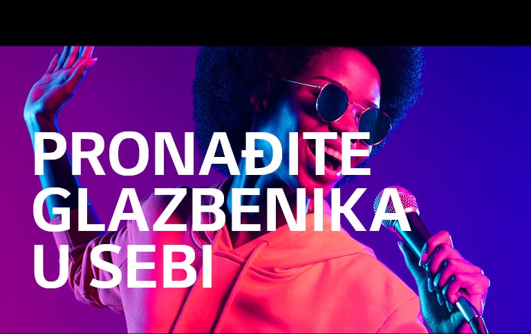 ?ena pjeva.