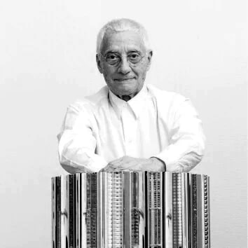 Foto di Alessandro Mendini.