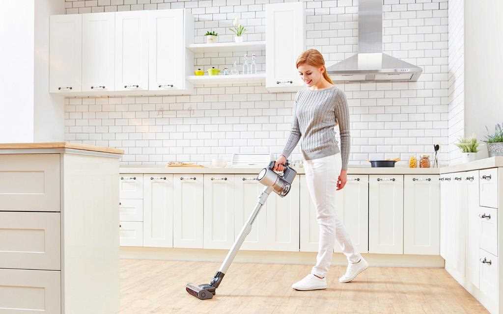 ar_lt-vacuum-cleaner-1.jpg