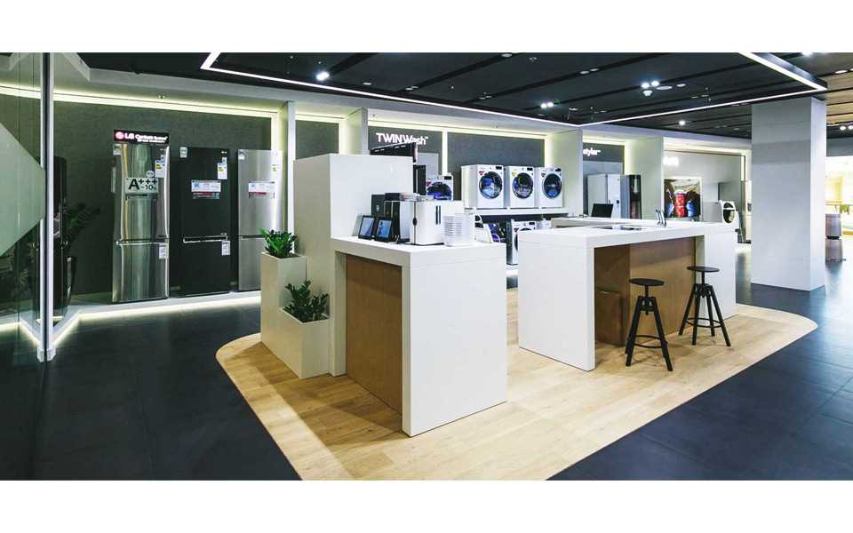 LG_BrandStore_slider6.jpg