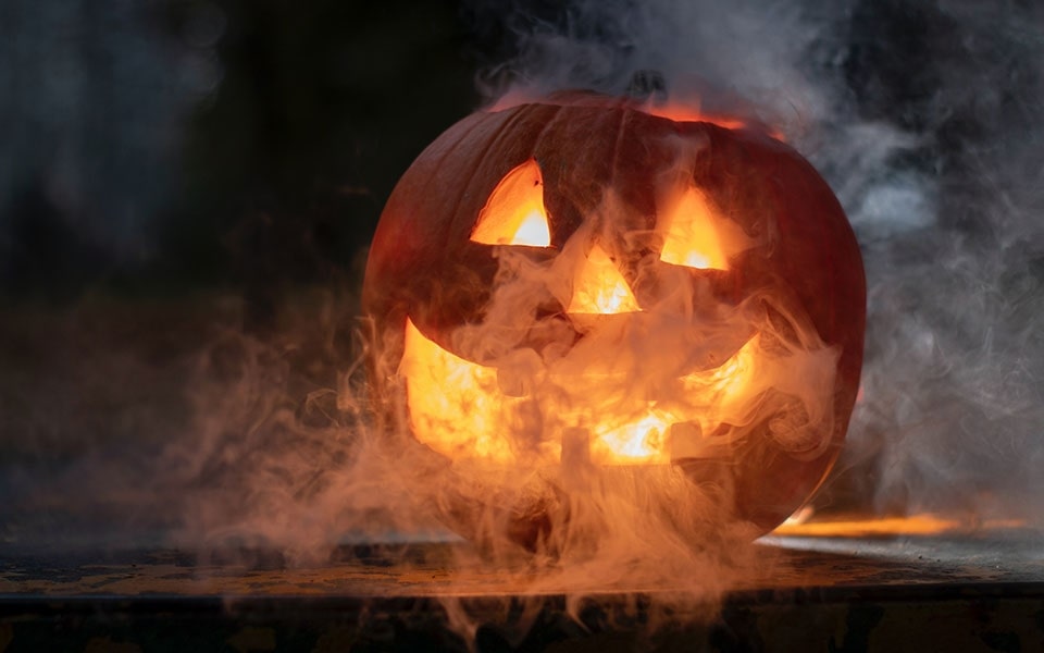 10-sugestoes-para-celebrar-o-halloween-em-grande-header.jpg