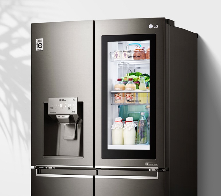 InstaView Door-in-Door?/ro/images/RF/features/AP_P-Next6_InstaView_BlackSTS_2018_Feature_02_InstaViewDID_02_M.jpg