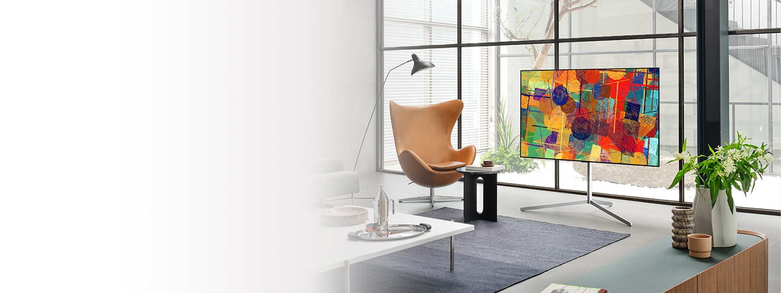 Tri Gallery Design televizora sa postoljem kao umetni?ka dela na bilo kom mestu