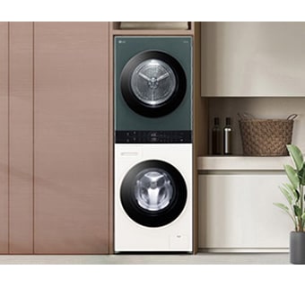 Na slici je prikazan WashTower instaliran u prostoriji za pranje ve?a.