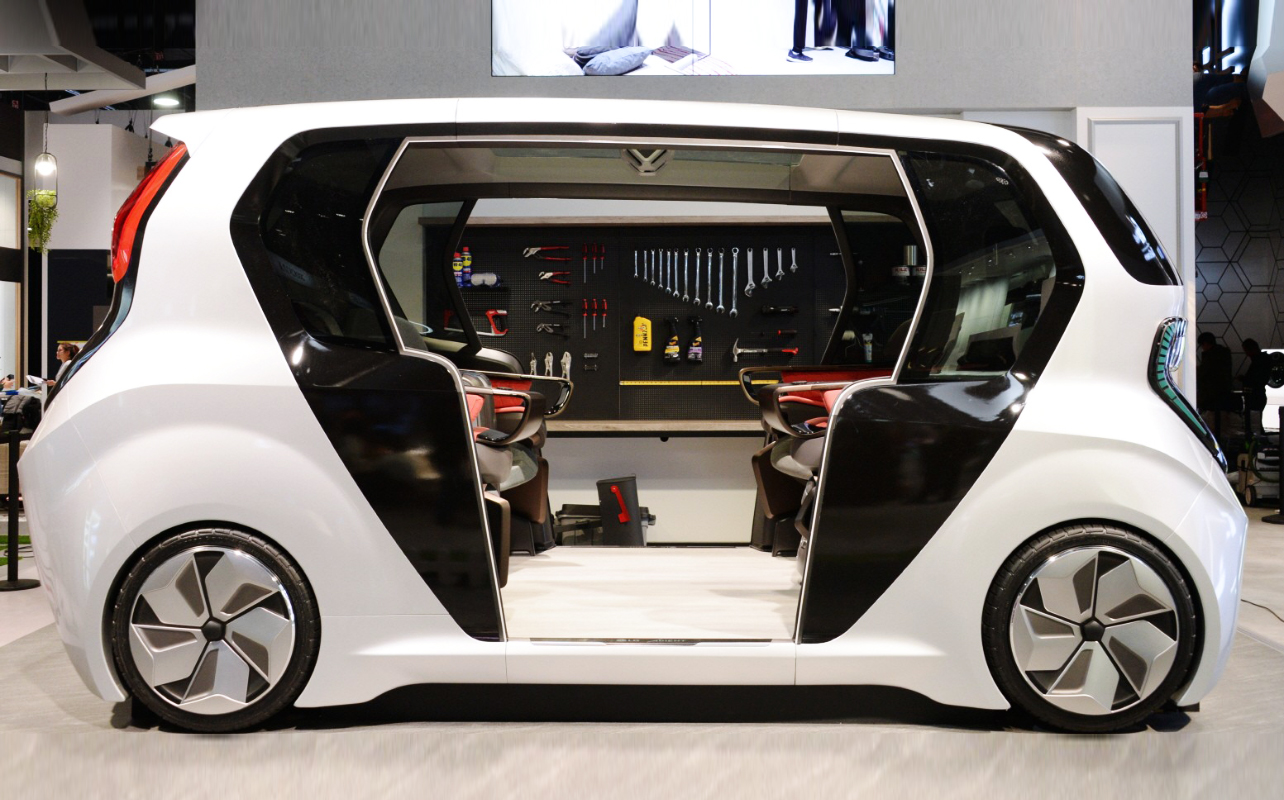 CES 2020 ko?rgazmasida LG tomonidan avtomobillar uchun SI texnologiyasi va OLED ekranlari tanishtirildi.